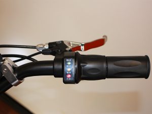 Gasgriff mit Batterieanzeige