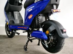 Elektro Roller Nova M3 blau Radnabenmotor