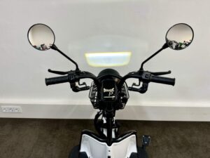 Elektro-Dreirad Tandem GULL weiß Display
