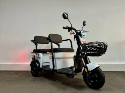 Elektro-Dreirad Tandem GULL weiß