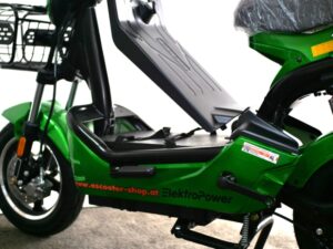 Elektro Scooter Sunra MAX grün Fußbrett