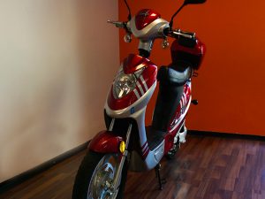 E-Velo Elektroroller rot