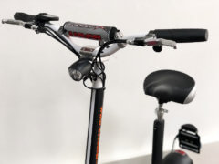 e scooter cruiser 600 weiss mit breitem lenker e scooter cruiser 600 weiss mit breitem lenker