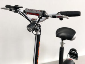 e scooter cruiser 600 weiss mit breitem lenker